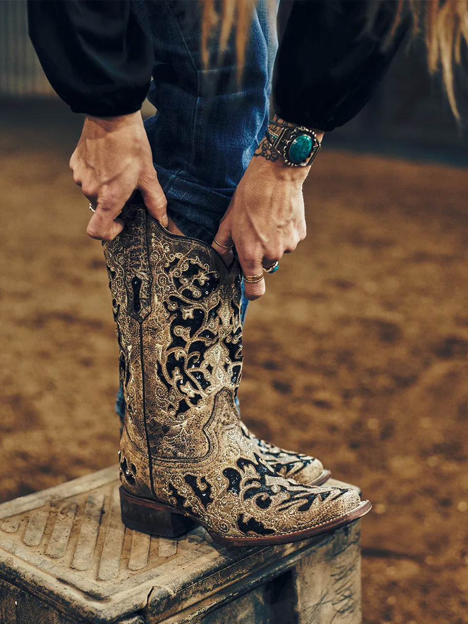 A3648 - WOMEN'S BLACK GLITTER INLAY FLORAL OVERLAY WITH CRYSTALS AND STUDS SQUARE TOE BROWN COWBOY BOOT